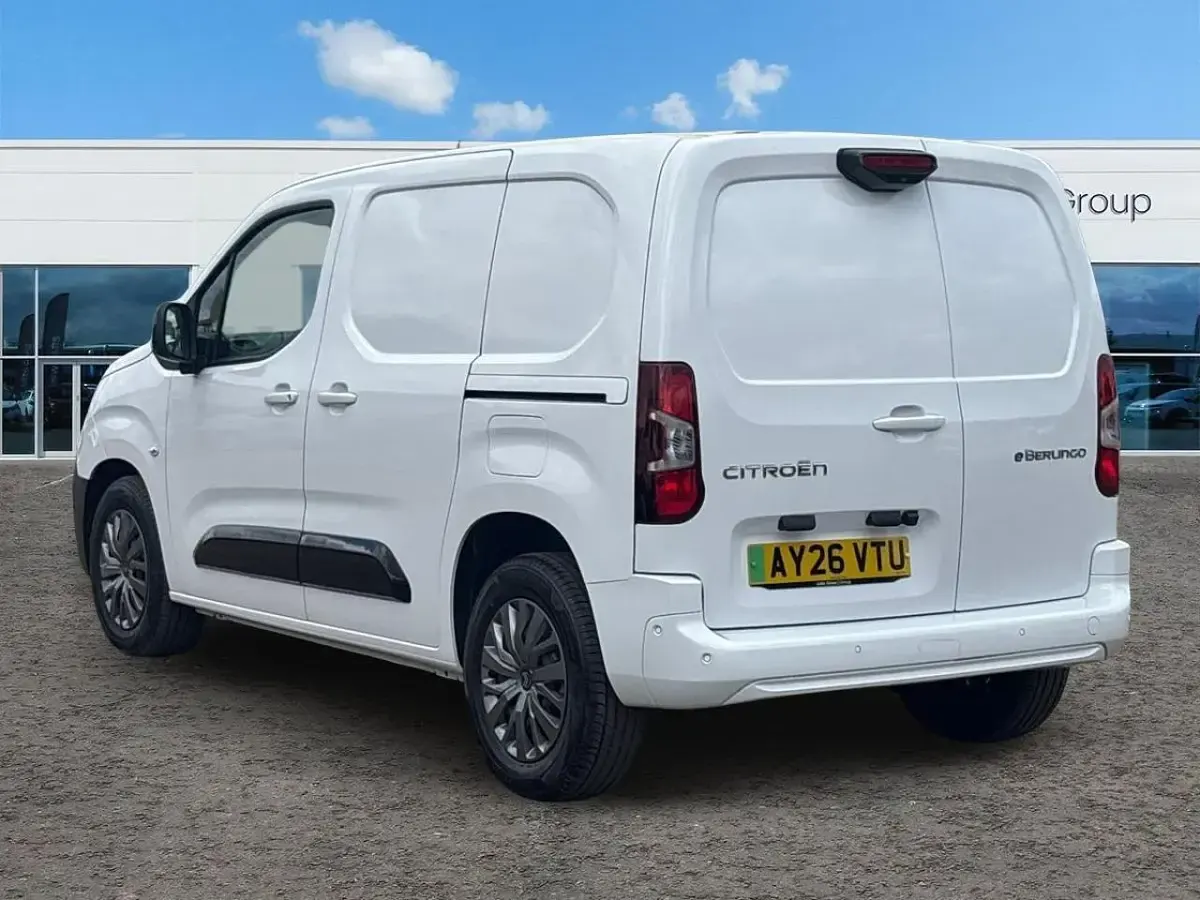 New Citroën Berlingo 100 kW (136 HP) 2026 White MPV