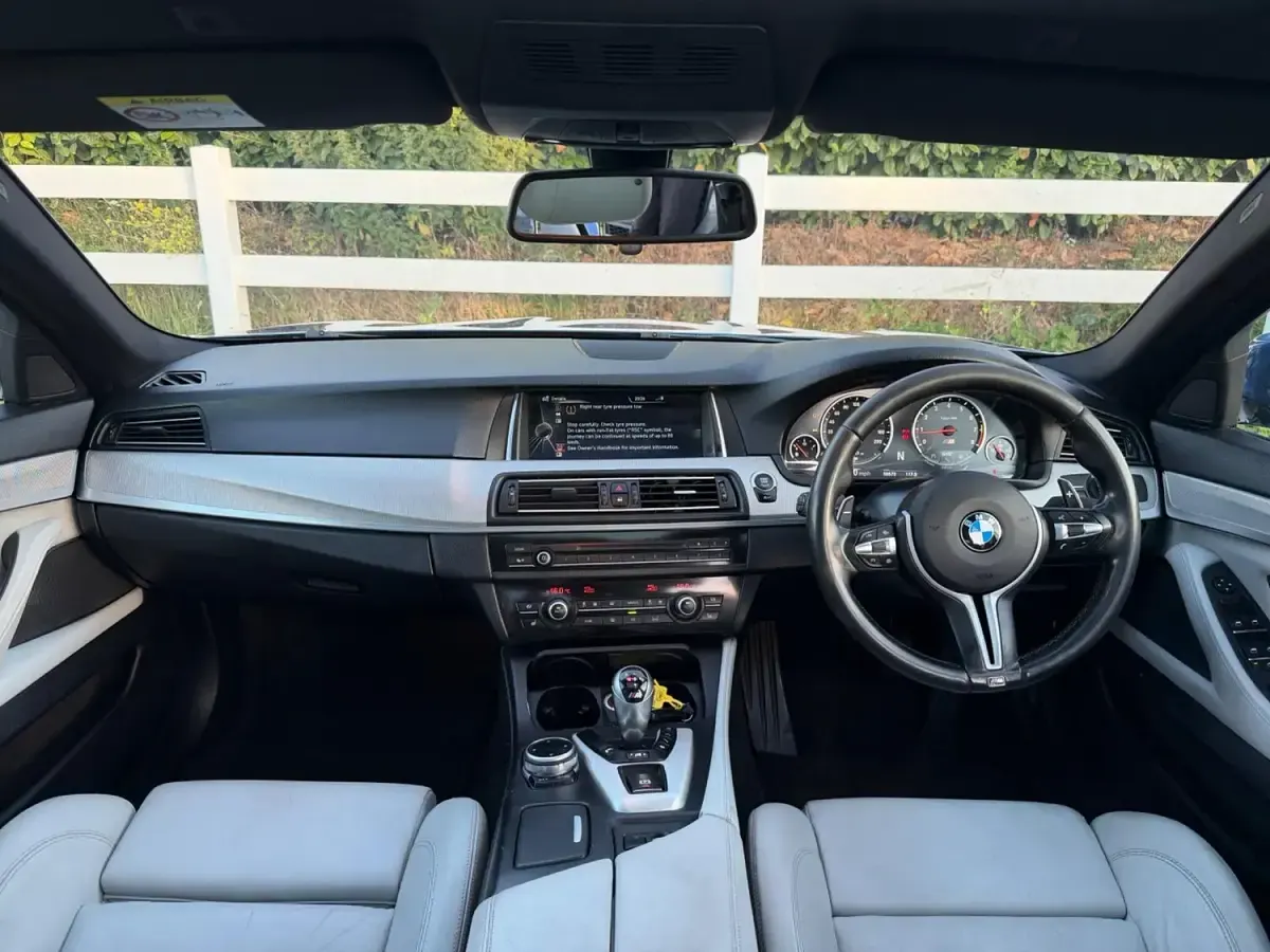 Used BMW M5 M Sport 552 HP (405 kW) 2014 Blue Sedan
