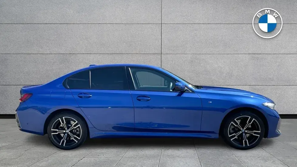 Used BMW 330 M Sport 288 HP (211 kW) 2026 Blue