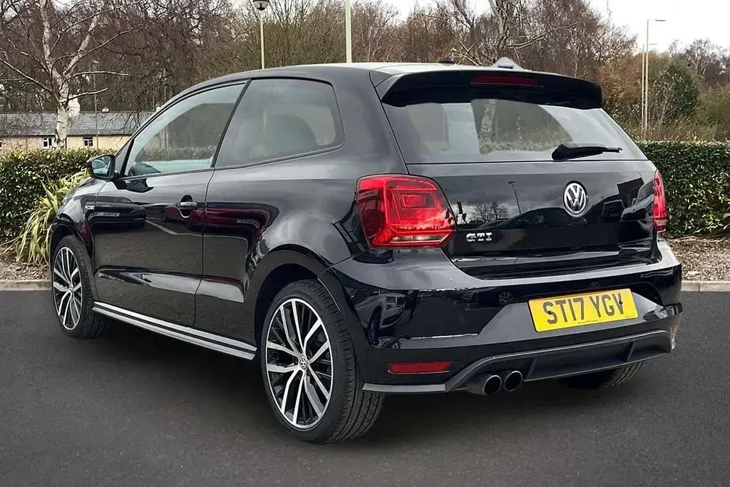 Usado VW Polo GTI 192 CV (141 kW) 2017 Negro Utilitario