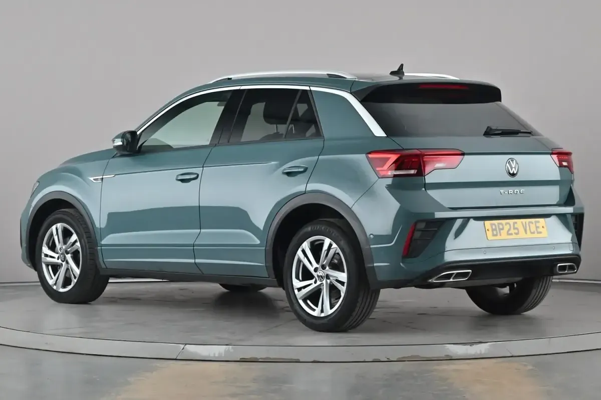 Used VW T-Roc R-line 150 HP (110 kW) 2025 Blue SUV