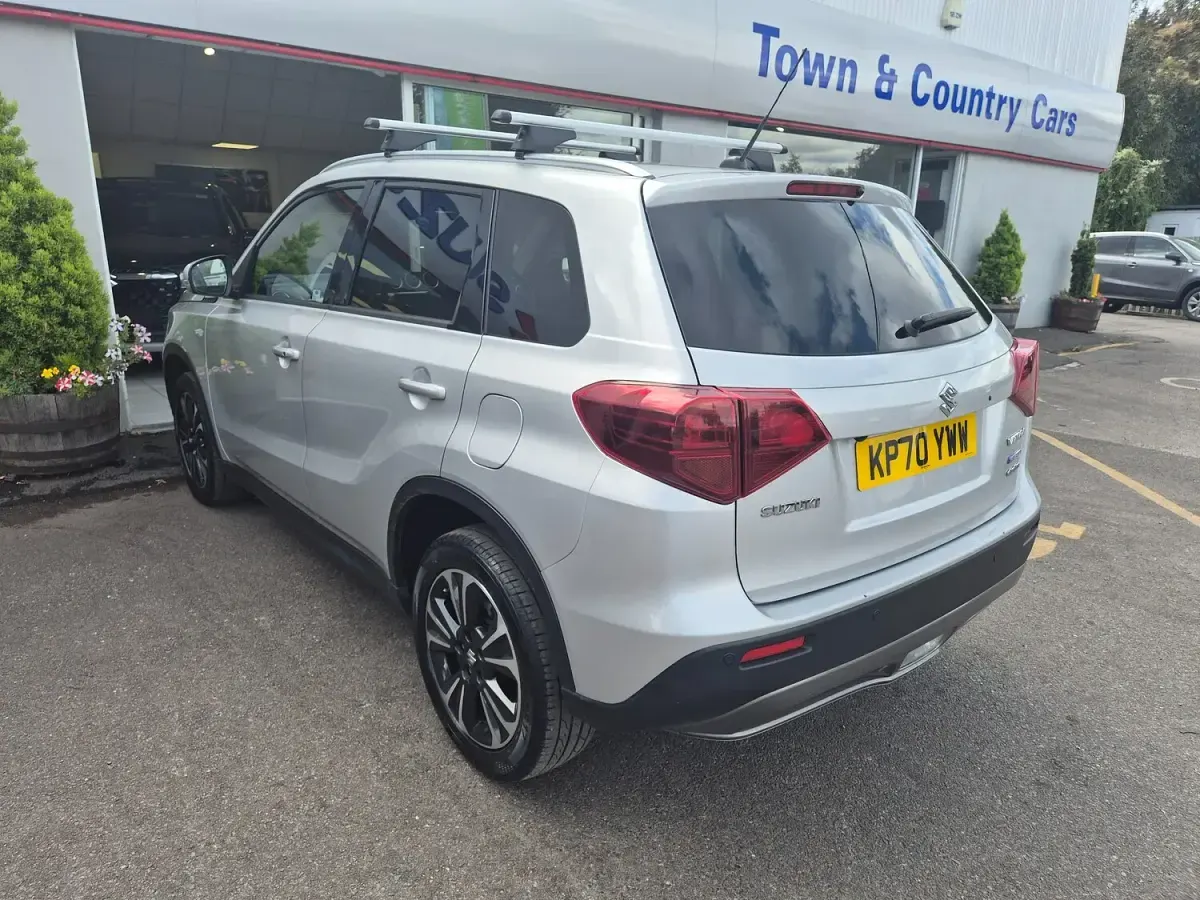 Used Suzuki Vitara SZ5 129 HP (94 kW) 2020 Silver SUV