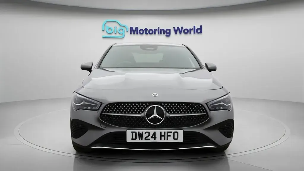 Used Mercedes CLA180 Executive 150 HP (110 kW) 2024 Grey Sedan