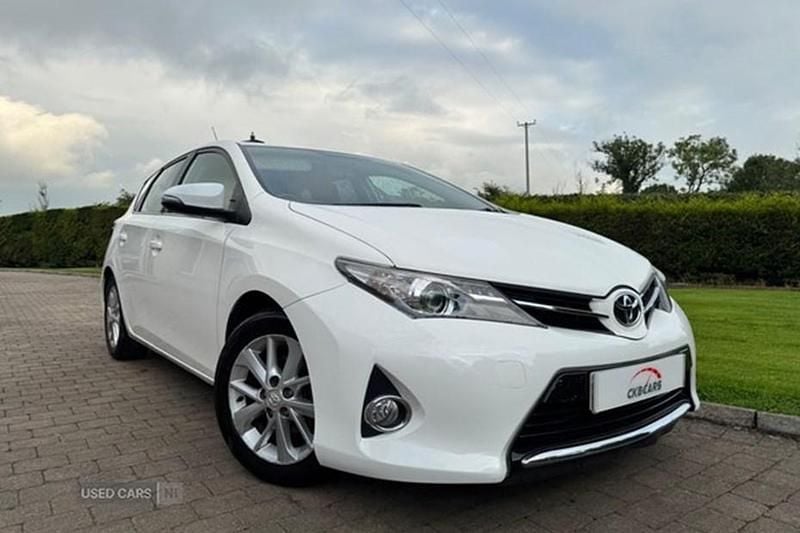 Used 2013 Toyota Auris | £5,795 (Fair price) - Image 1/1
