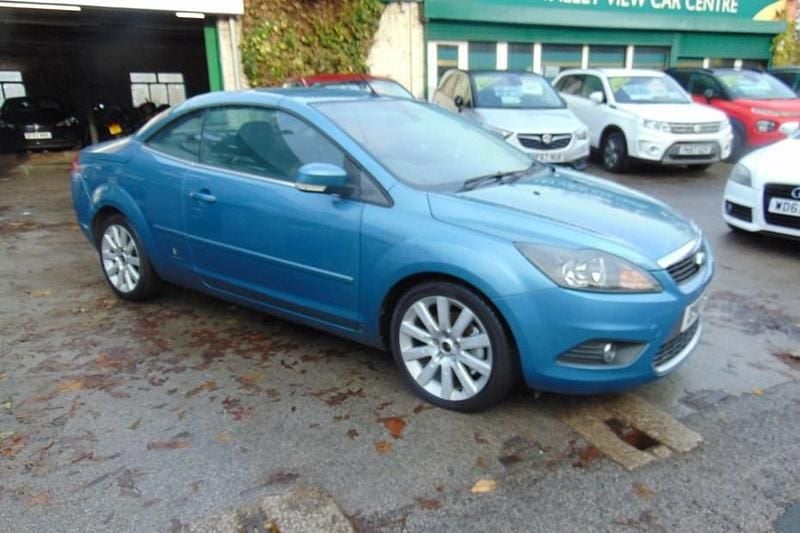 Used 2010 Ford Focus Cabriolet | £1,695 (Fair price) - Image 1/1