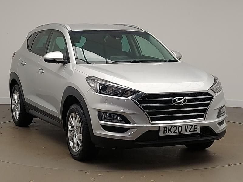 Used Hyundai Tucson SE 132 HP (97 kW) 2020 Silver SUV