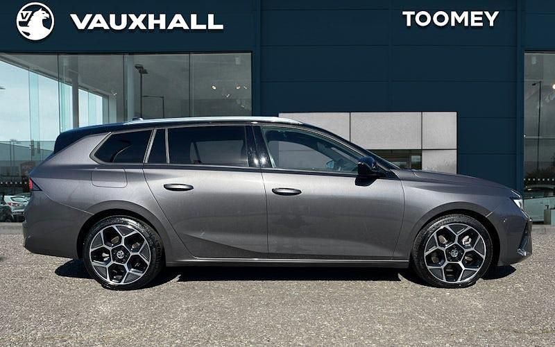 Used Vauxhall Astra Ultimate 179 HP (131 kW) 2025 Estate