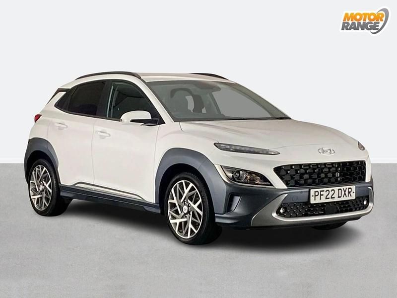 White Used 2022 Hyundai Kona Premium SUV | £17,495 (Fair price) - Image 1/4