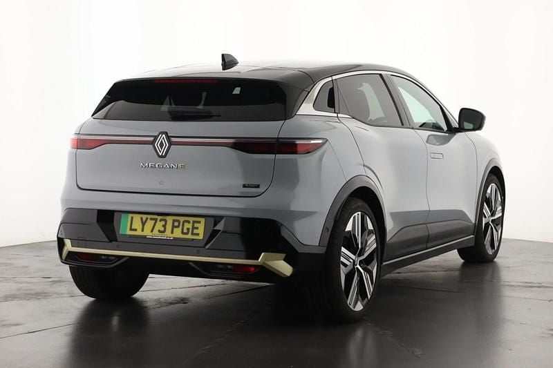 Used Renault Megane E-Tech Iconic 160 kW (218 HP) 2024 Grey  Hatchback