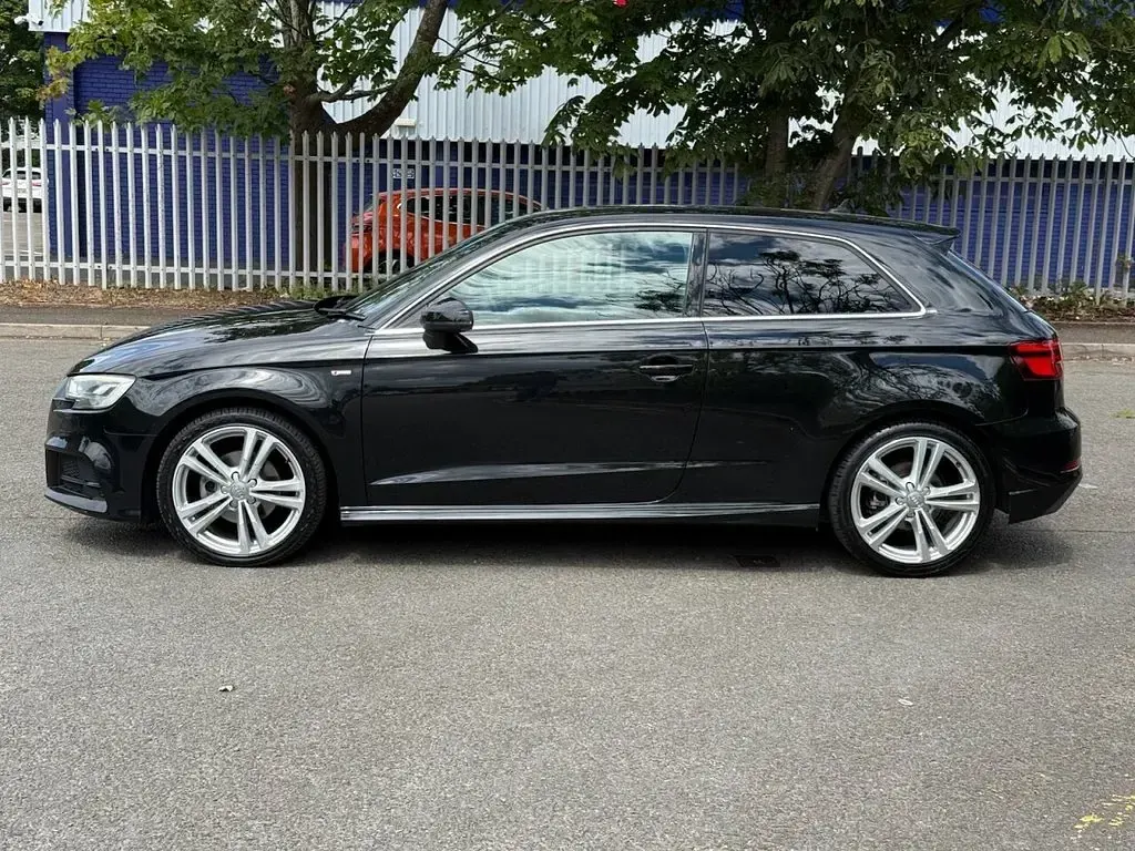 Used Audi A3 S-Line 150 HP (110 kW) 2017 Black Hatchback