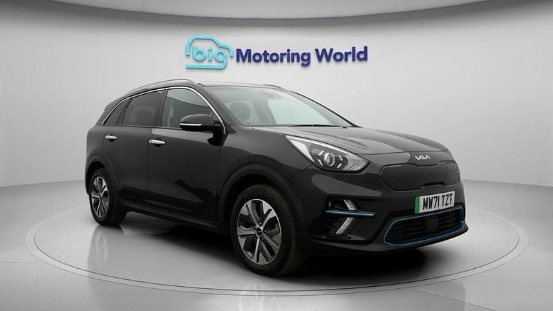Used Kia e-Niro 147 kW (201 HP) 2022 Black SUV