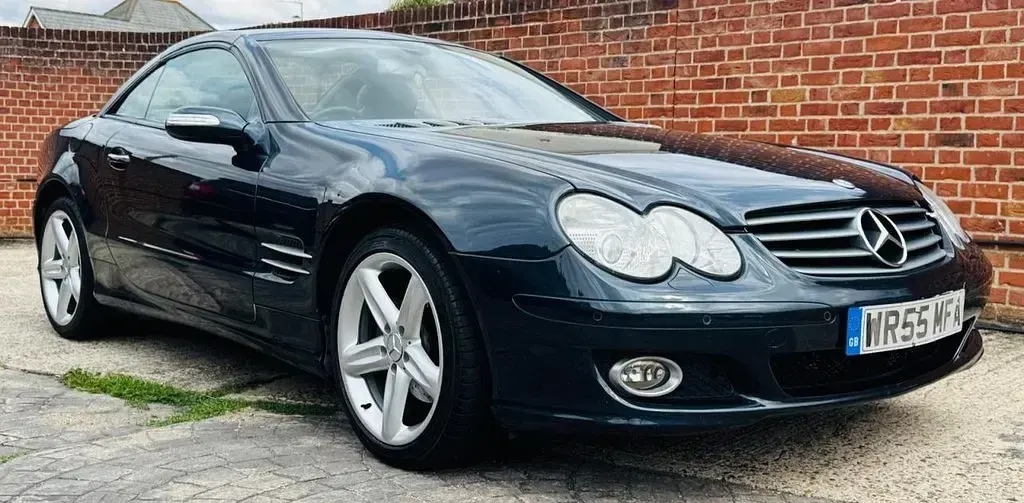 Käytetty Mercedes SL350 245 HP (180 kW) 2005 Musta Avoauto