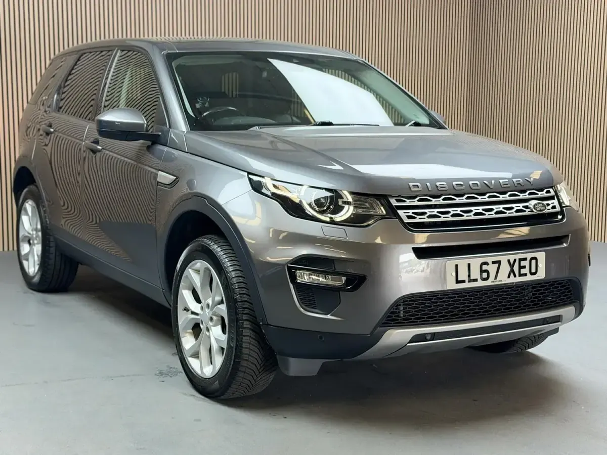 Used Land Rover Discovery 5 HSE 2017 Grey SUV