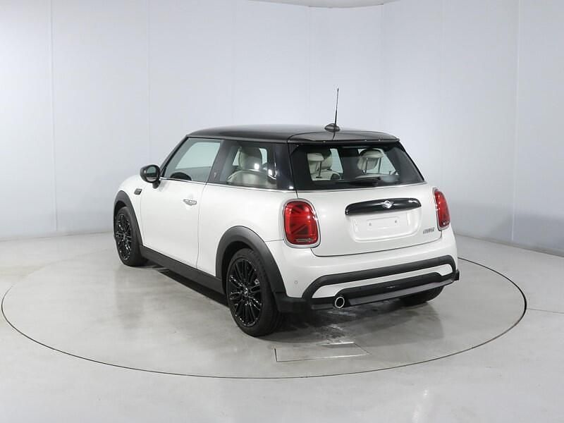 Used Mini Cooper Exclusive 134 HP (98 kW) 2022 Silver Hatchback