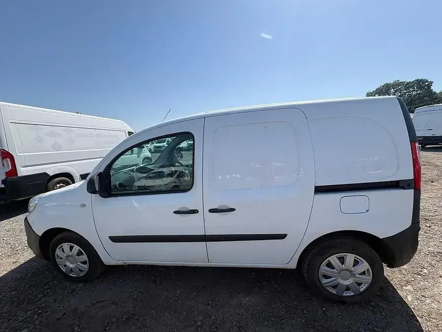 Used Renault Kangoo Business 2018 White MPV