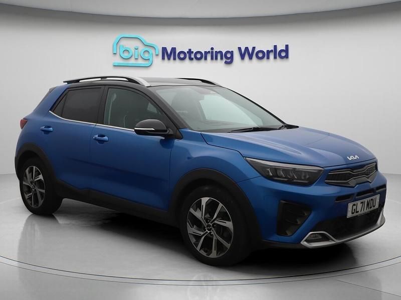 Blue Used 2022 Kia Stonic 4 SUV | £16,000 (Fair price) - Image 1/4