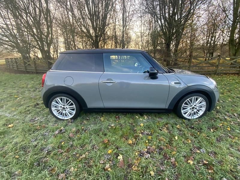 Used Mini Cooper Hatch 136 HP (100 kW) 2016 Grey Hatchback