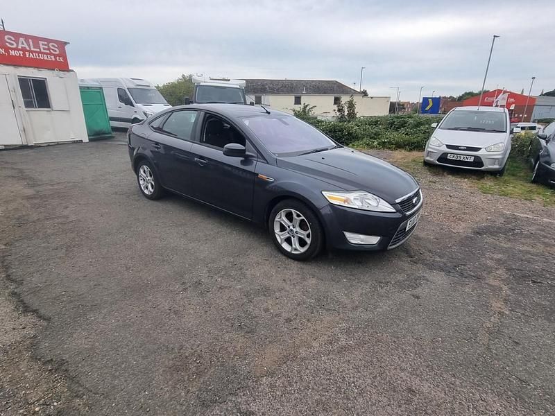 Used Ford Mondeo Zetec 2011 Grey Sedan