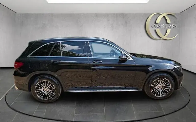 Used Mercedes GLC220 Premium 170 HP (125 kW) 2016 Black SUV