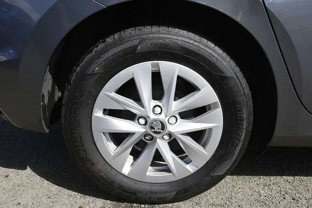 Used Skoda Fabia Comfort 108 HP (79 kW) 2022 Grey Hatchback