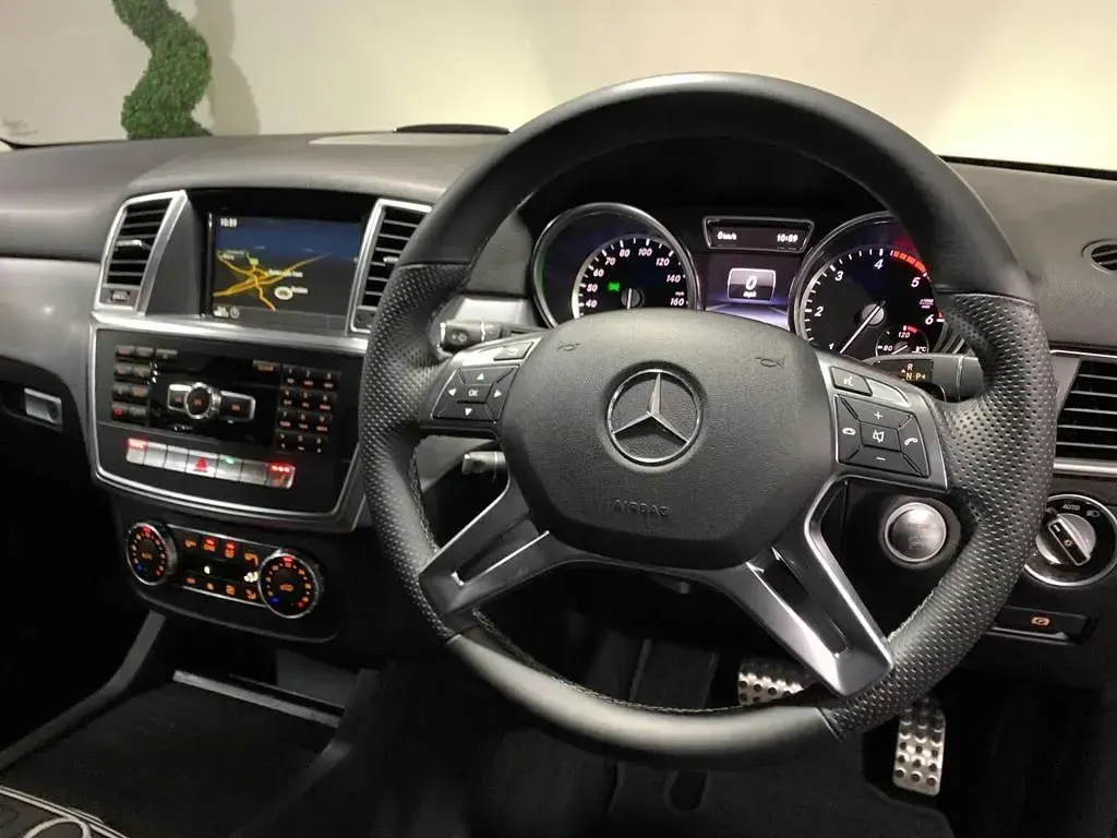 Used Mercedes ML350 AMG line 2015 Black SUV