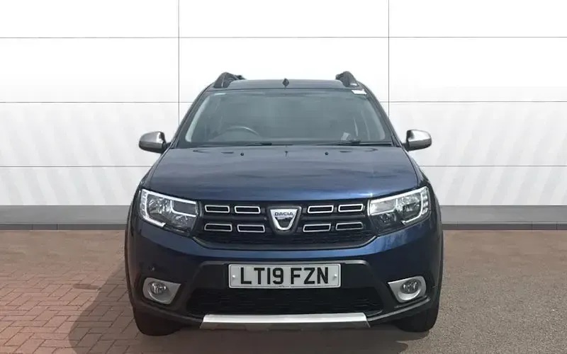 Used Dacia Sandero Comfort 90 HP (66 kW) 2019 Blue Hatchback