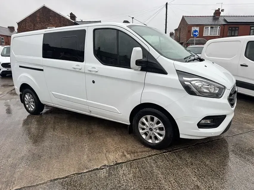 Used Ford Transit Custom Limited 2022 White Van