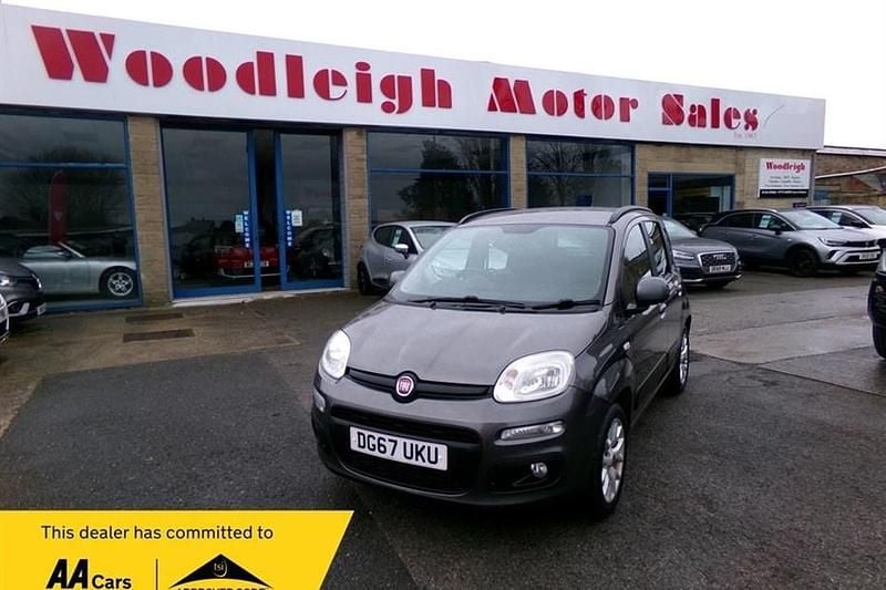Used Fiat Panda Lounge 69 HP (50 kW) 2017 Hatchback