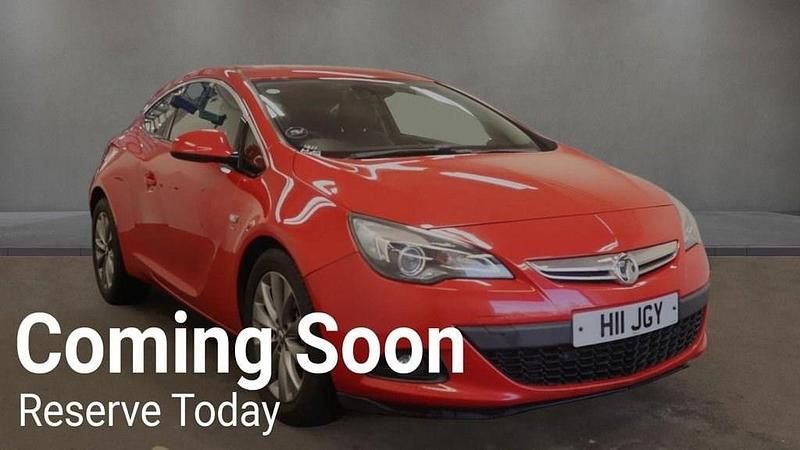 Red Used 2012 Vauxhall Astra GTC SRi Hatchback | £3,995 (Fair price) - Image 1/4