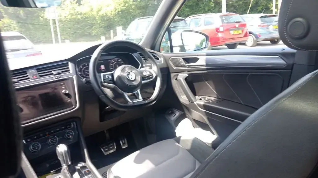 Used VW Tiguan Allspace R-line 2019 White SUV