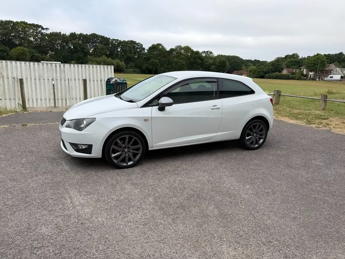 Used Seat Ibiza FR 140 HP (102 kW) 2014 White Coupe