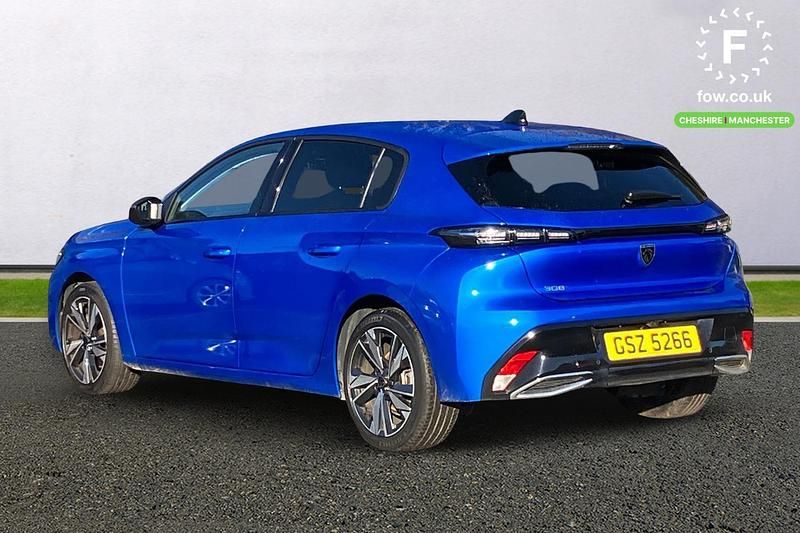 Used Peugeot 308 Allure 130 HP (95 kW) 2022 Blue Hatchback