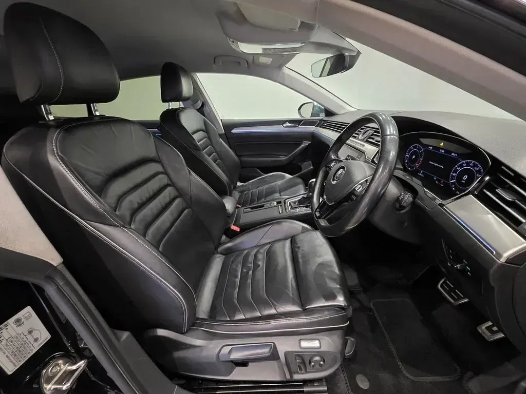 Used VW Arteon Elegance 2018 Black Hatchback
