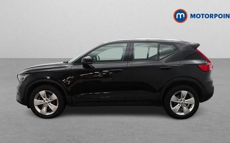 Used Volvo XC40 Core 163 HP (119 kW) 2026 SUV