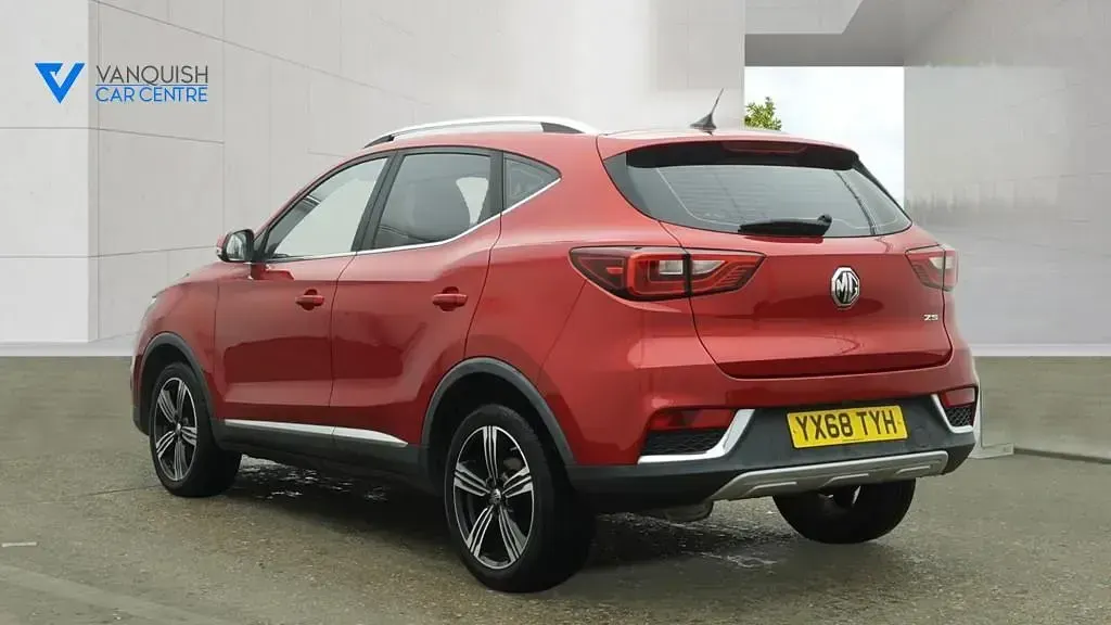 Used MG ZS Exclusive 111 HP (81 kW) 2018 Red SUV