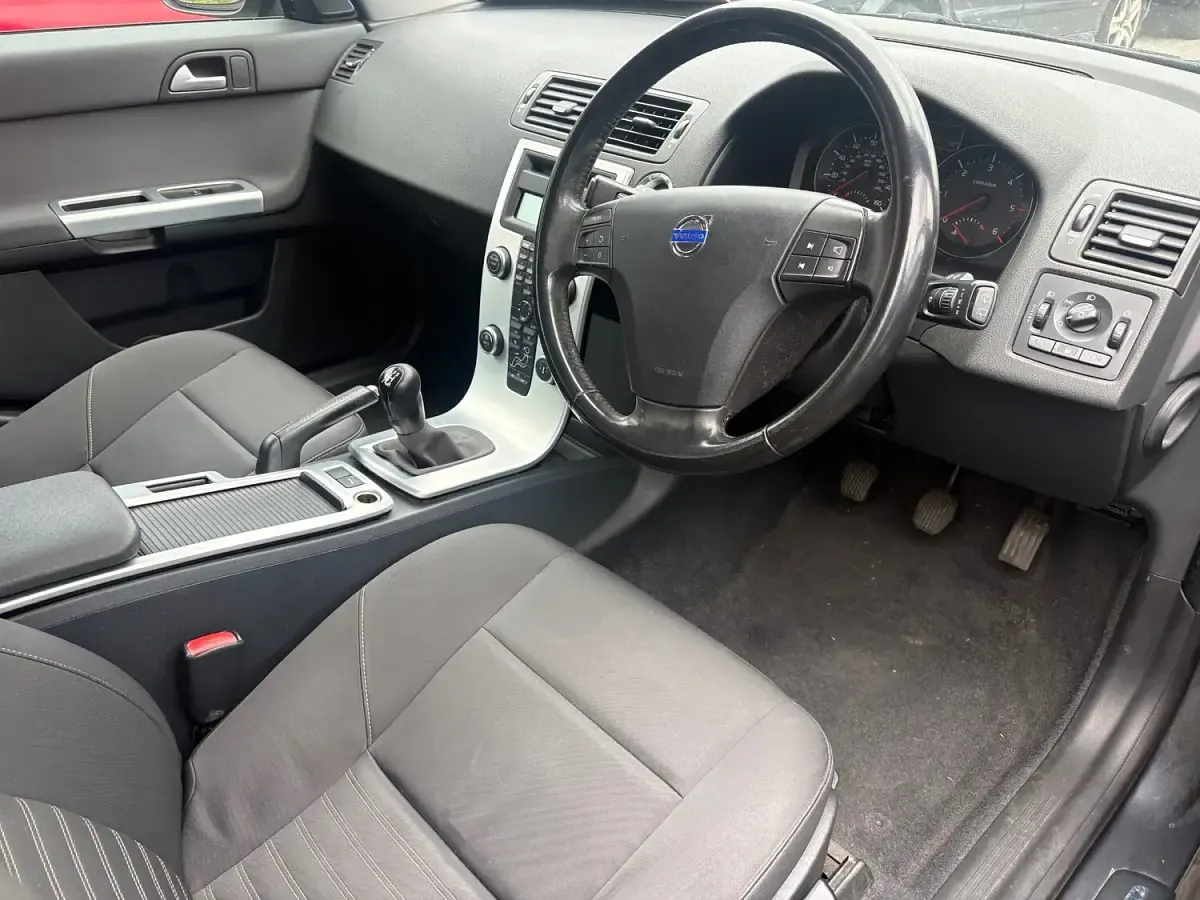 Used Volvo V50 SE 2010 Grey Estate