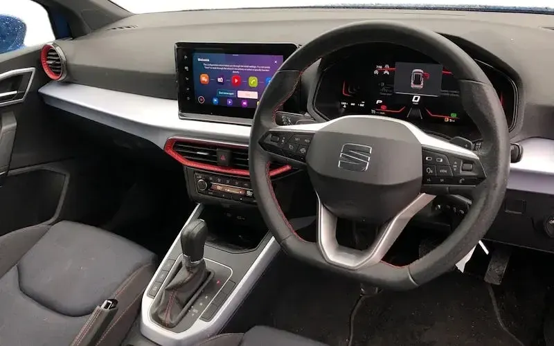 Used Seat Arona FR 150 HP (110 kW) 2025 SUV