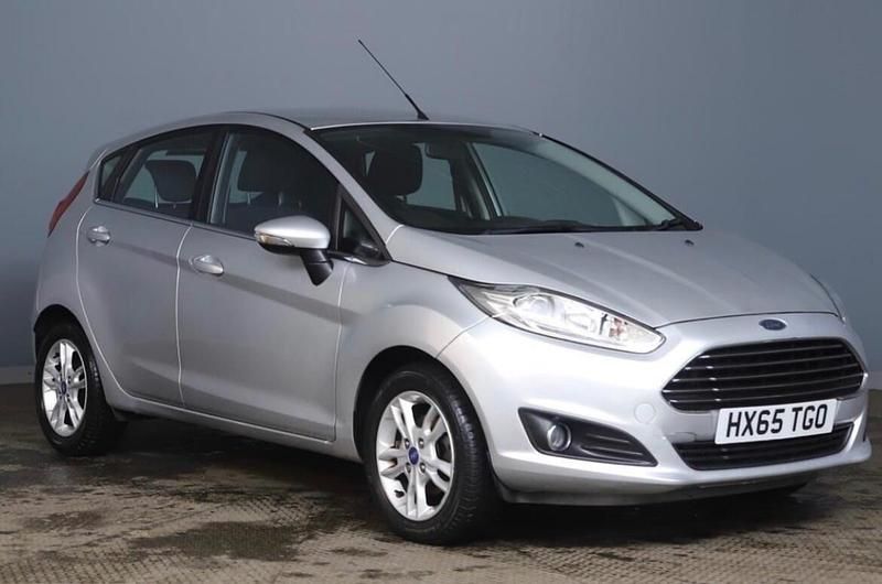 Used Ford Fiesta Zetec 2015 Silver Hatchback