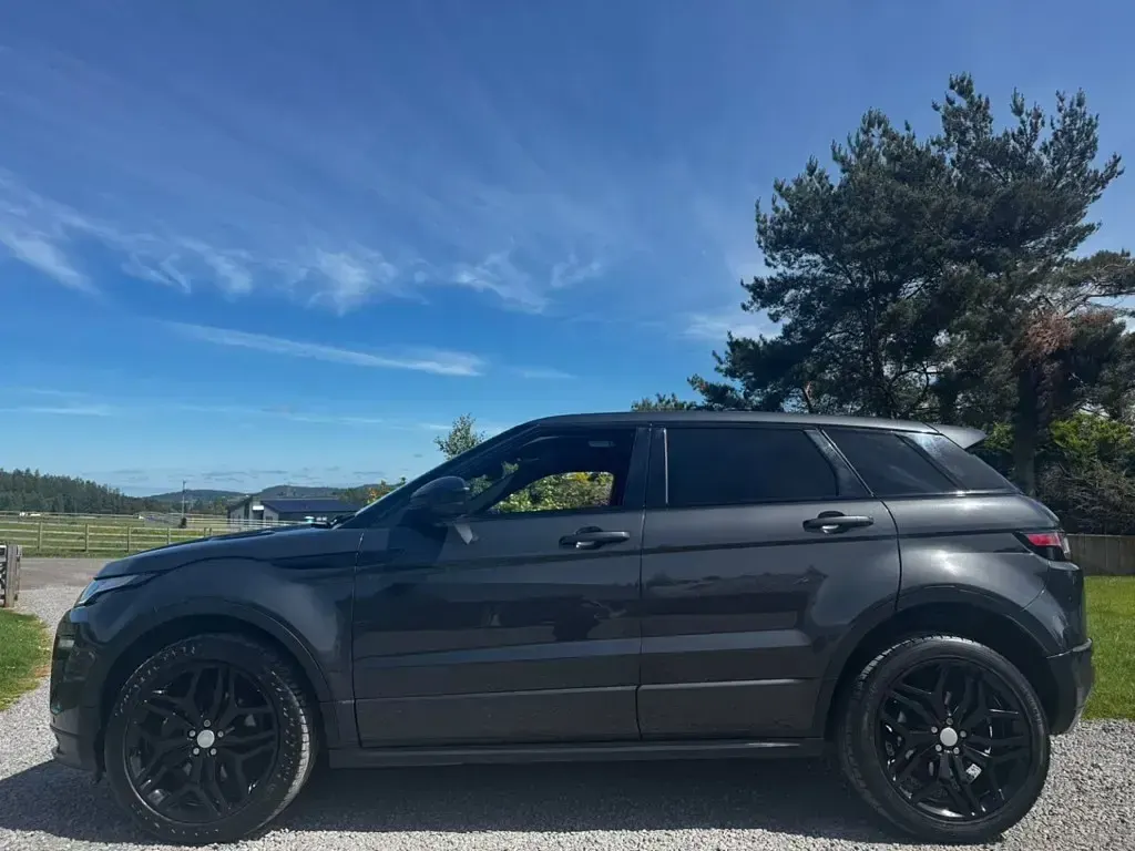 Used Land Rover Range Rover evoque HSE Dynamic 2018 Grey SUV