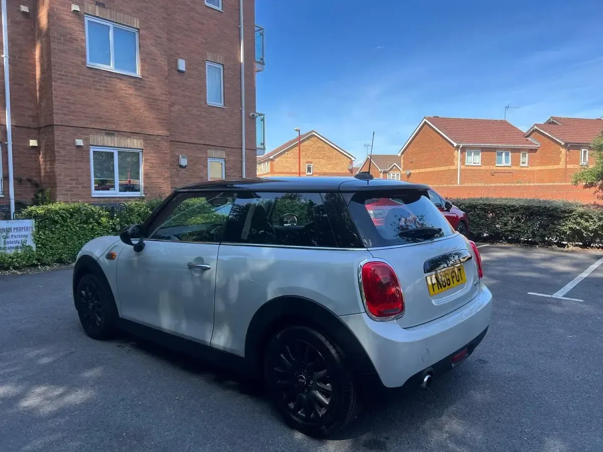 Used Mini Cooper Hatch 2016 Silver Hatchback