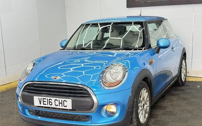 Usado Mini ONE Hatch 102 CV (75 kW) 2017 Utilitario