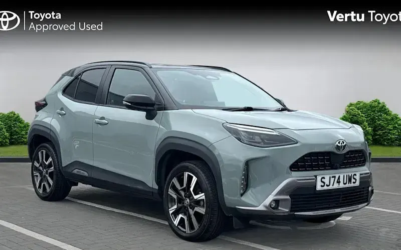 Used Toyota Yaris Hybrid Edition 131 HP (96 kW) 2024 Estate