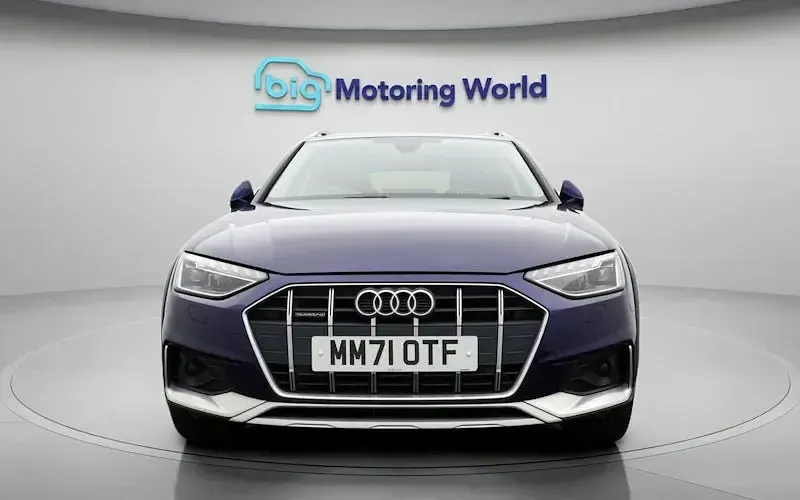 Used Audi A4 Allroad Sport 204 HP (150 kW) 2021 Blue Estate