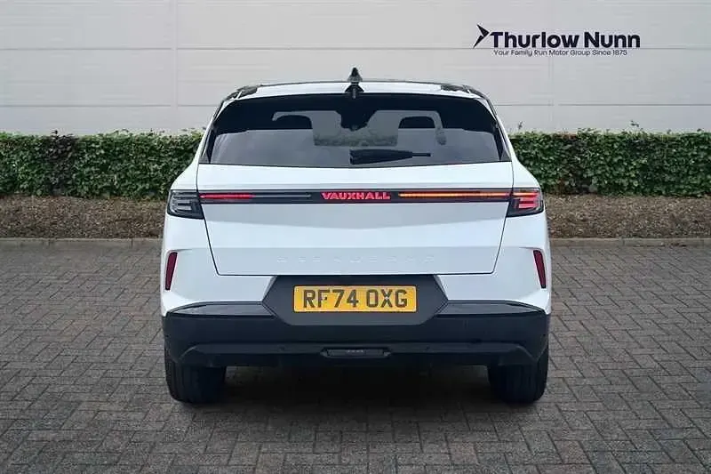Second-hand Vauxhall Grandland X Ultimate 136 CP (100 kW) 2025 Alb SUV