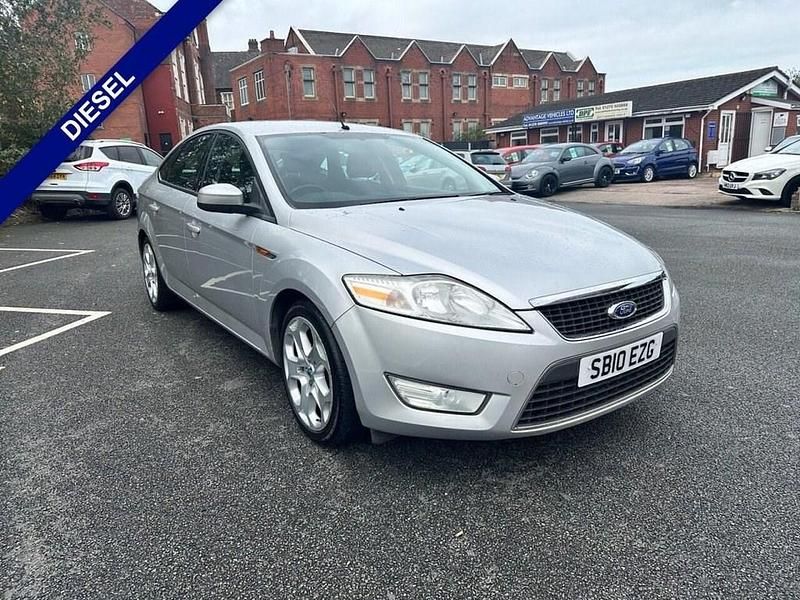 Silver Used 2010 Ford Mondeo Zetec Hatchback | £2,495 (Good price) - Image 1/4