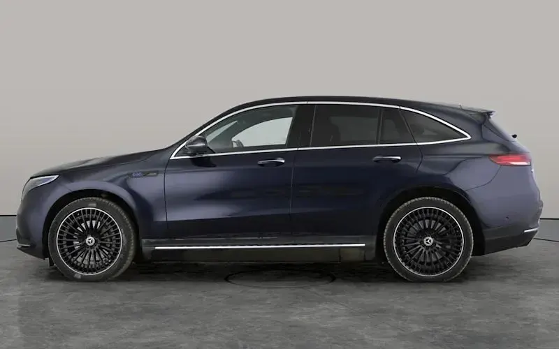 Used Mercedes EQC400 AMG line 300 kW (408 HP) 2023 Blue SUV