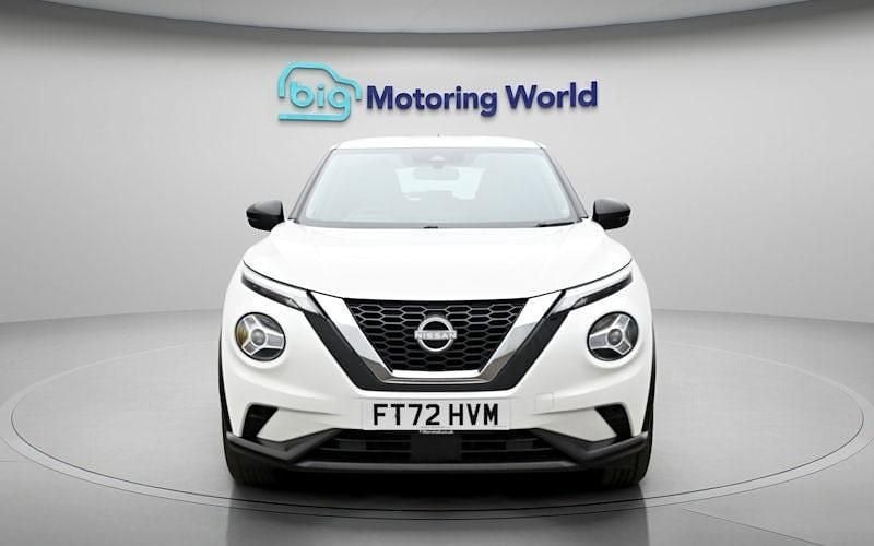 Used Nissan Juke Acenta 114 HP (83 kW) 2023 White SUV