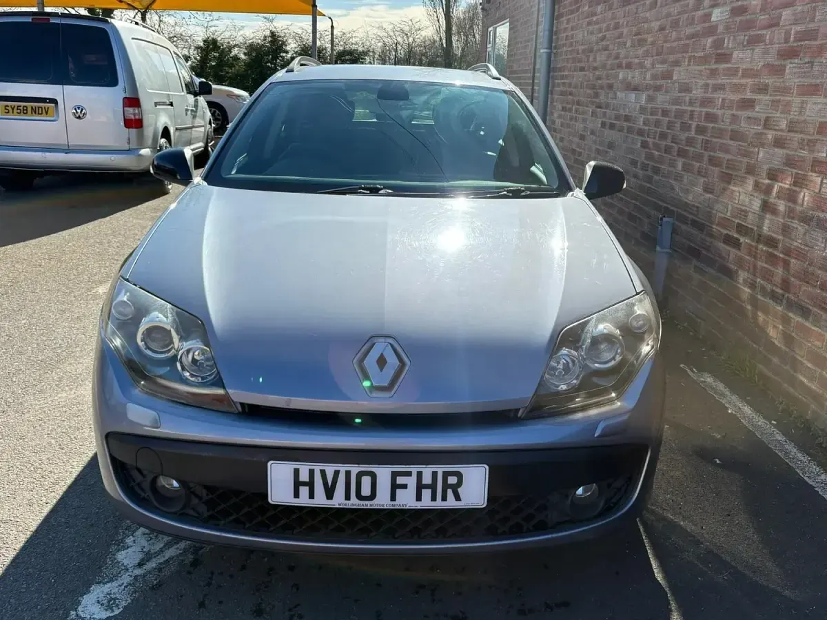 Used Renault Laguna III 150 HP (110 kW) 2010 Blue Estate