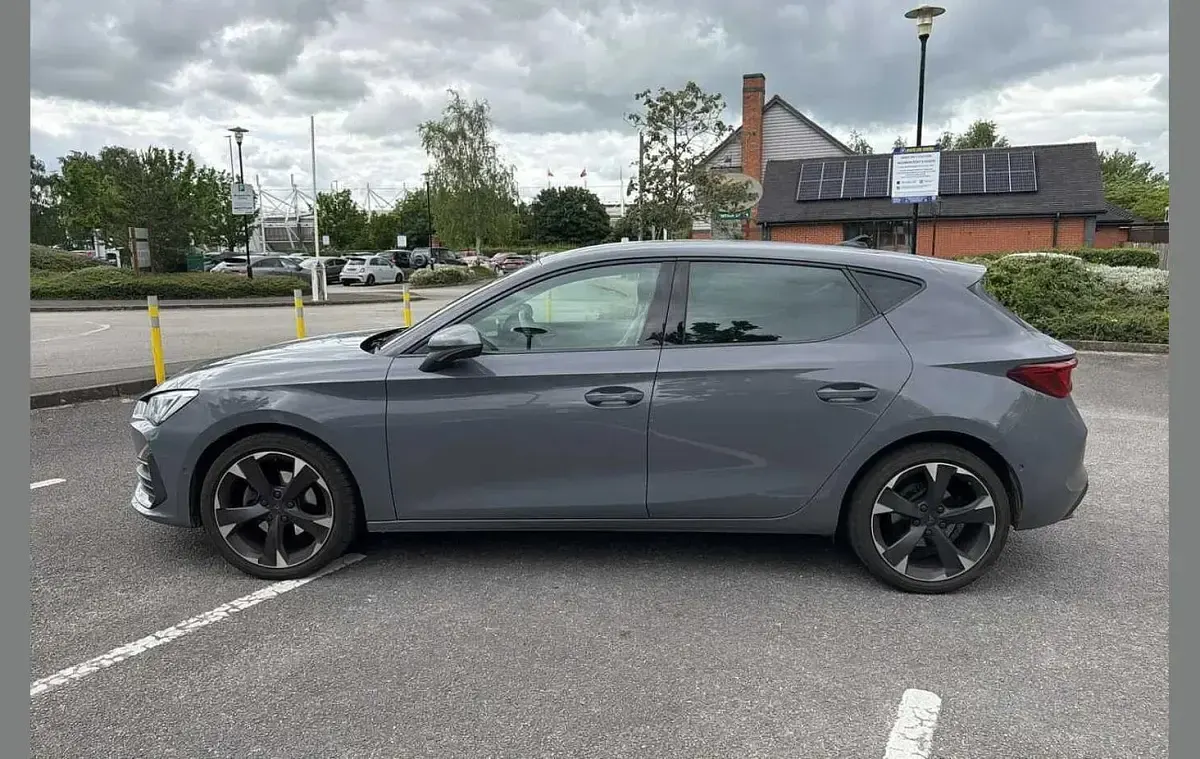 Used Cupra Leon 150 HP (110 kW) 2023 Grey Hatchback
