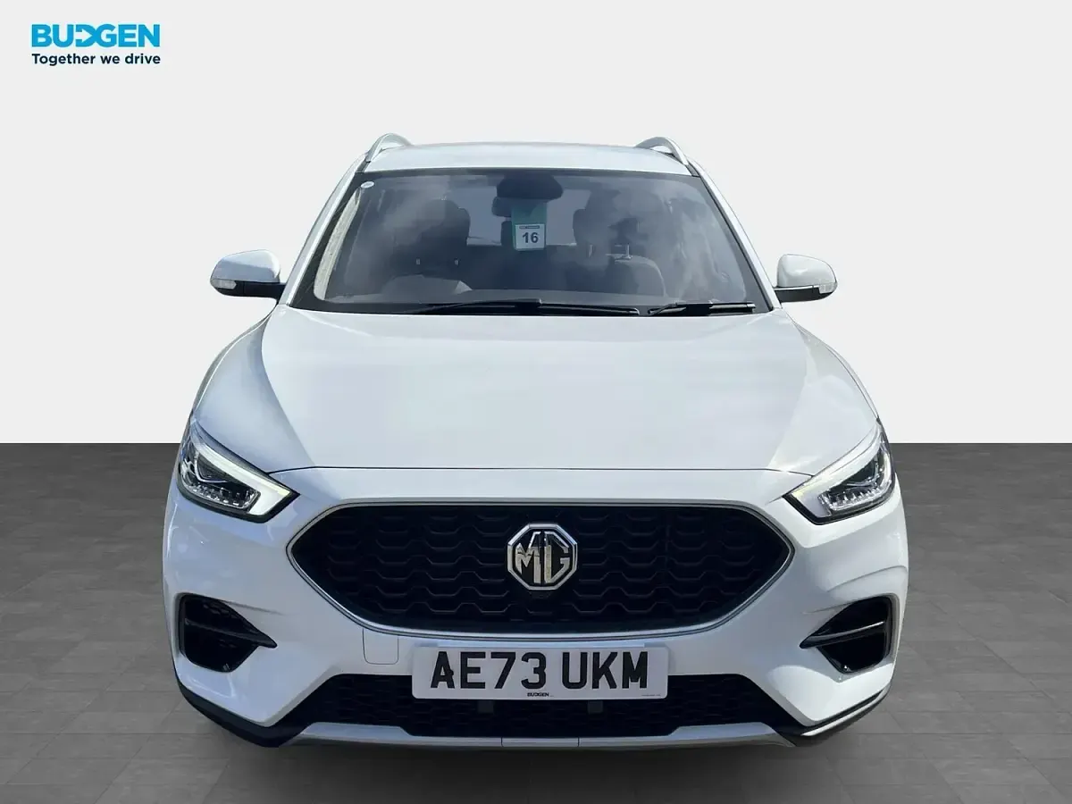 Used MG ZS Excite 106 HP (77 kW) 2023 White SUV
